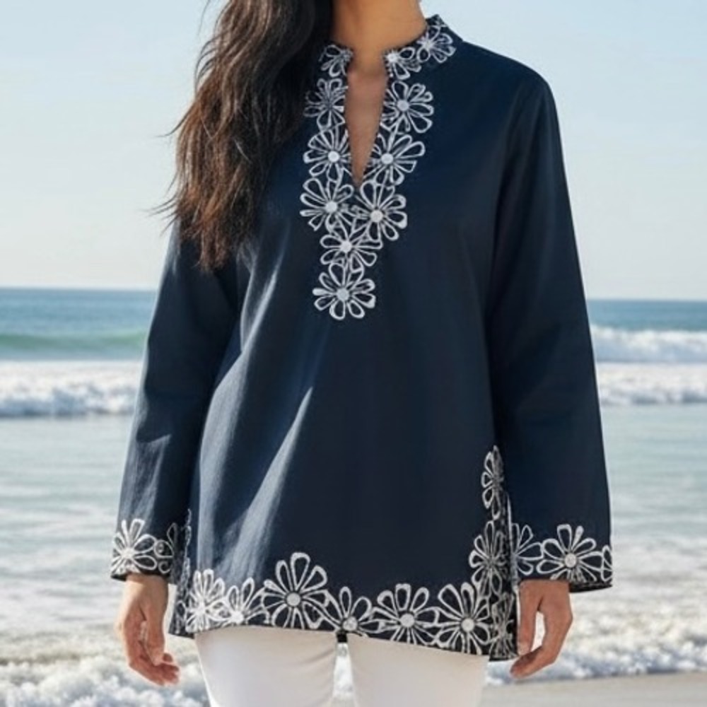 Peck & Peck Weekend Navy Blue Embroidered Mirror Floral Tunic Top Sz Lg Coastal